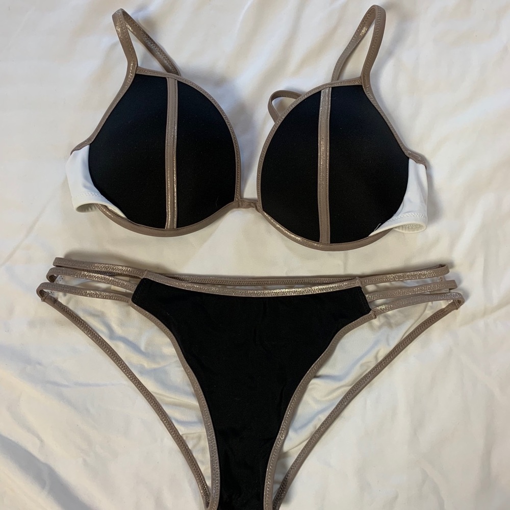 Victoria Secrete Bikini